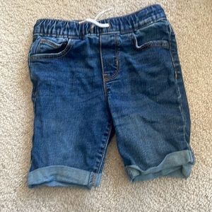 Old Navy 5T shorts